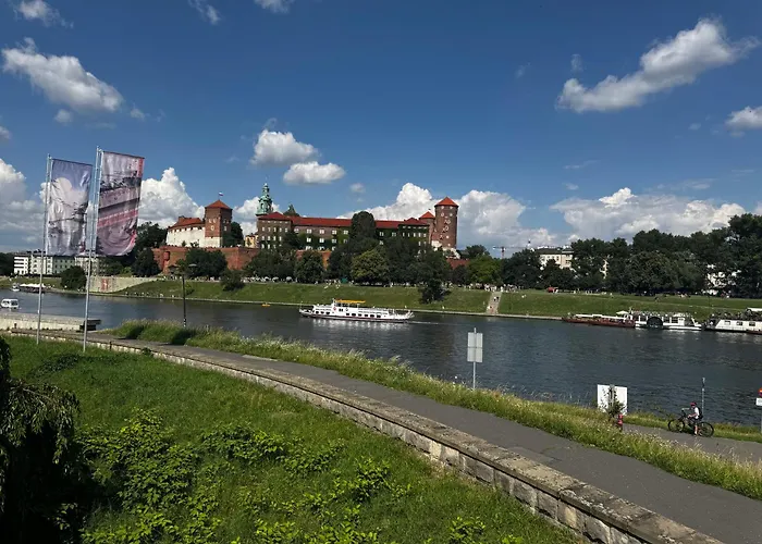 Premium Apartment In Parisian Style In The Heart Of Old Krakow
